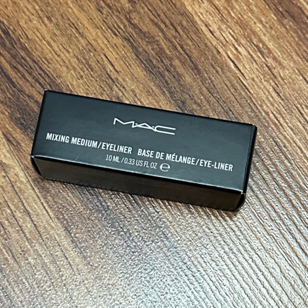MAC Mixing Medium - Picture 2 of 2
